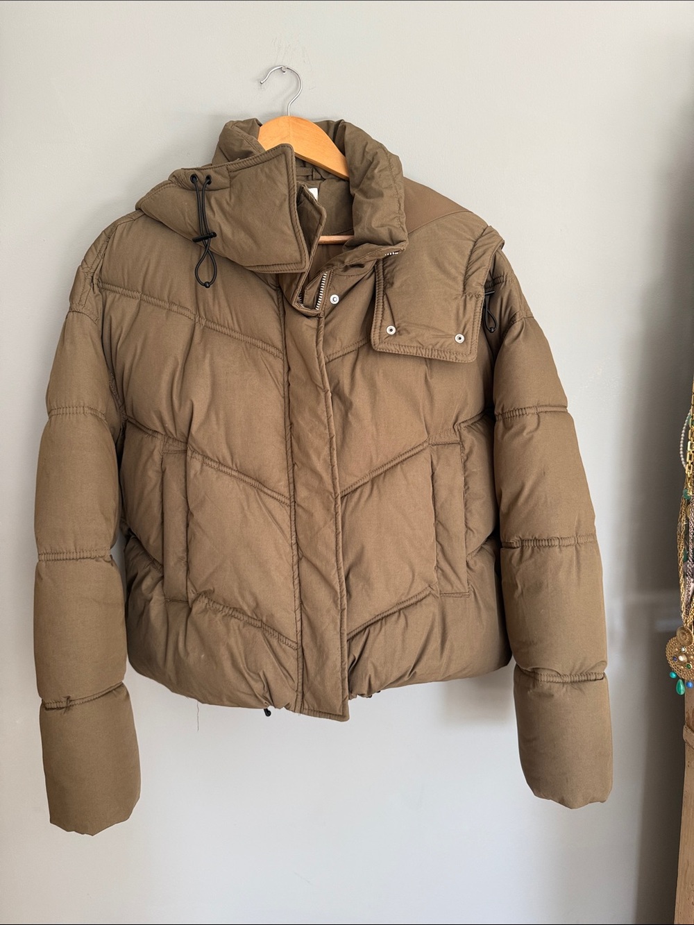 H&M Quilted Puffer Jacket in Dark Khaki